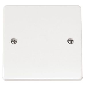 Click White Moulded Flex Outlet Frontplate With Bottom Cable Entry 25A
